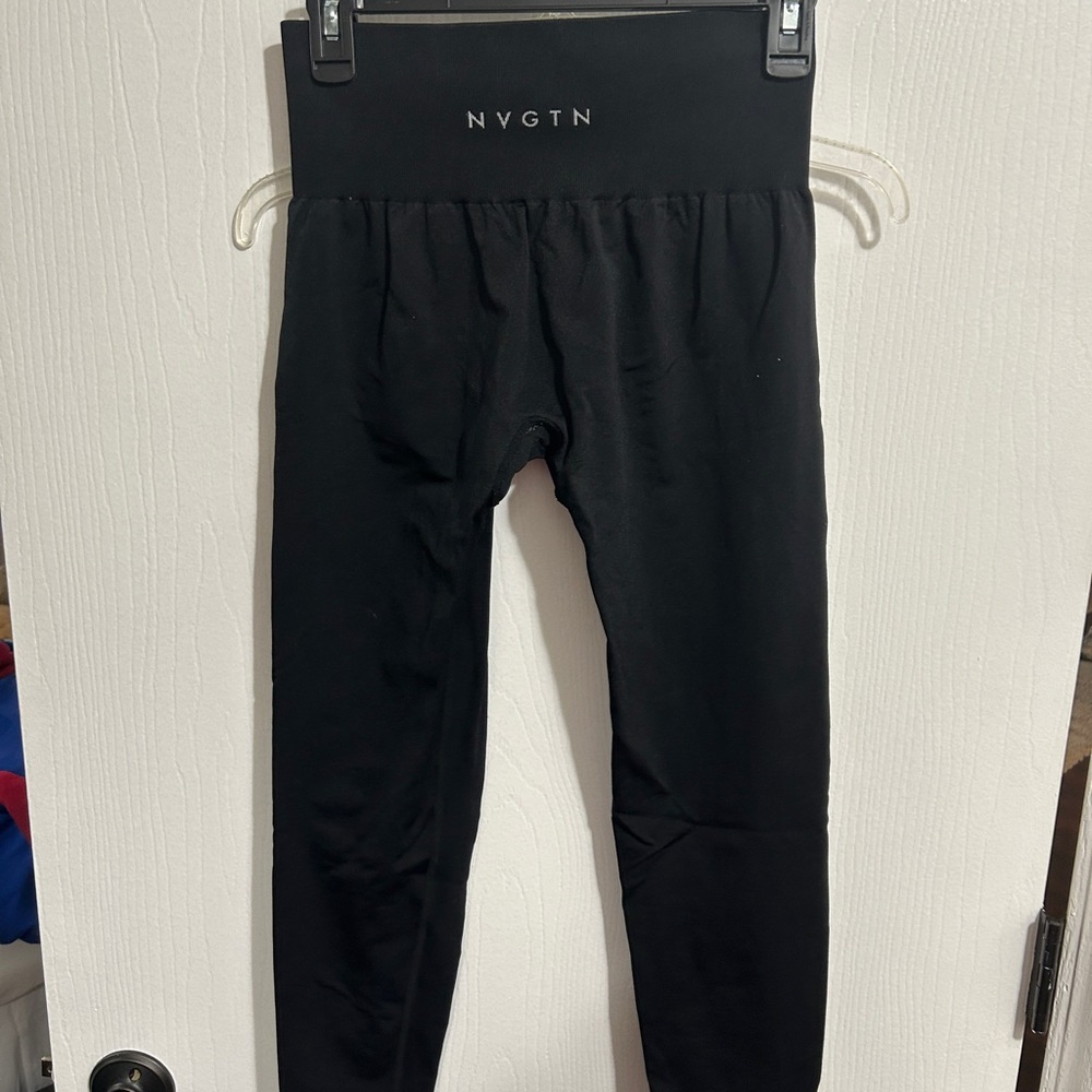 NVGTN Classic Black Leggings